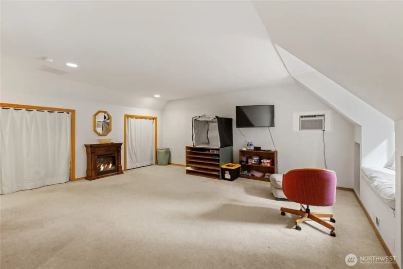Property photo for 181 Cozy Lane, Ronald photo 22