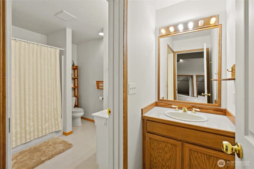 Property photo for 181 Cozy Lane, Ronald photo 19
