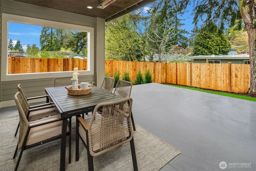 Property photo for 2104 166th Place Ne, Bellevue photo 27