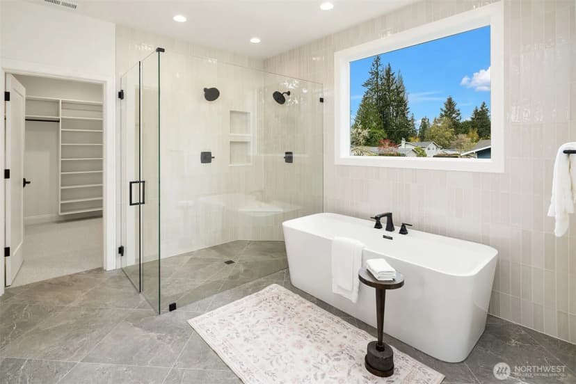 Property photo for 2104 166th Place Ne, Bellevue photo 23