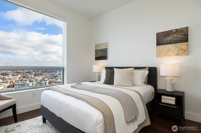 Property photo for 737 Olive Way #3702, Seattle photo 10