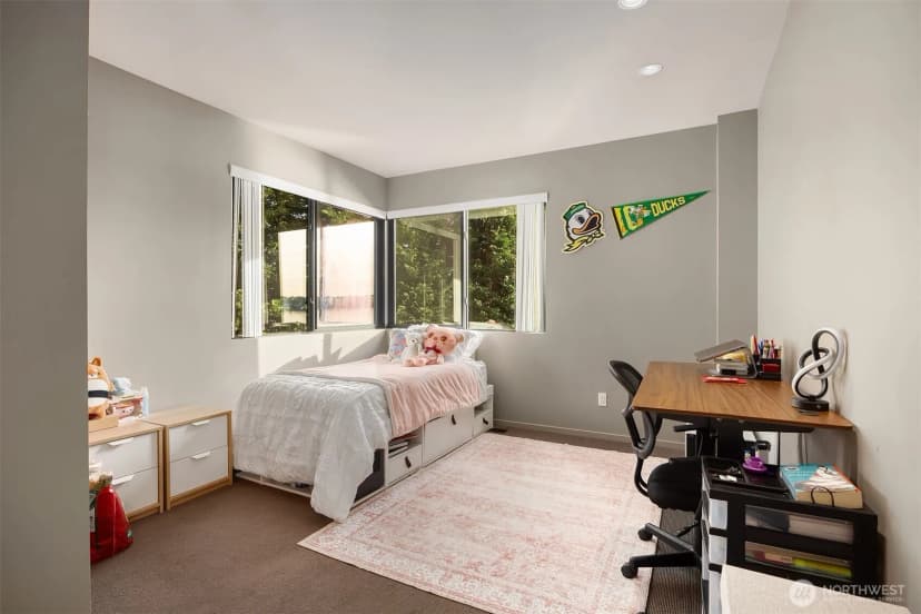 Property photo for 7703 W Mercer Way, Mercer Island photo 26