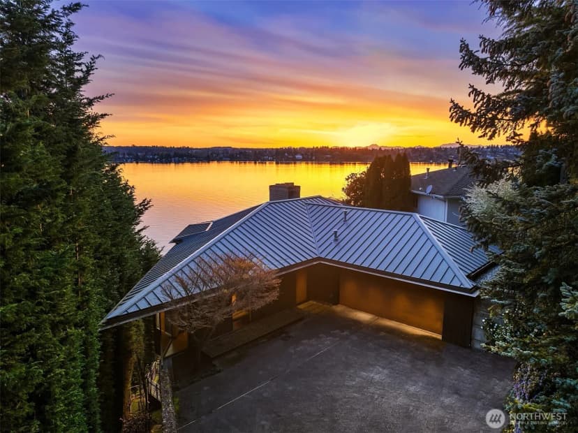 Property photo for 7703 W Mercer Way, Mercer Island photo 35