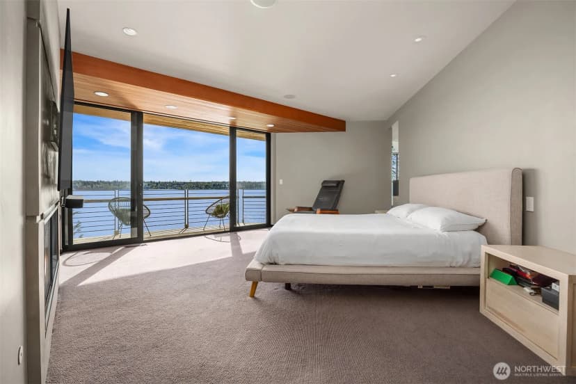 Property photo for 7703 W Mercer Way, Mercer Island photo 20