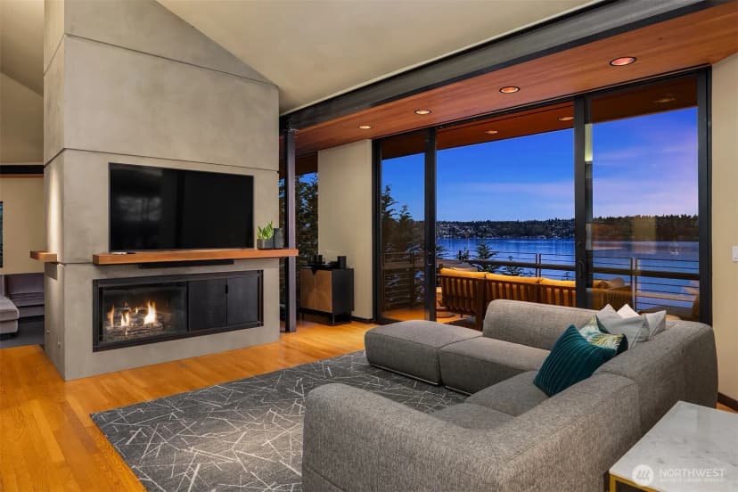 Property photo for 7703 W Mercer Way, Mercer Island photo 7