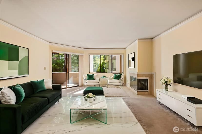 Property photo for 401 100th Avenue Ne #214, Bellevue photo 17
