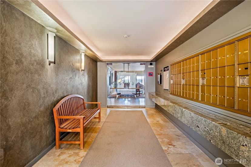 Property photo for 401 100th Avenue Ne #214, Bellevue photo 14