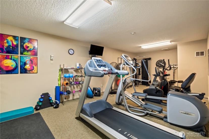 Property photo for 401 100th Avenue Ne #214, Bellevue photo 28