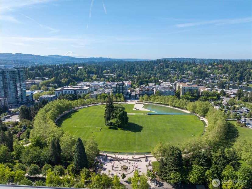 Property photo for 401 100th Avenue Ne #214, Bellevue photo 9