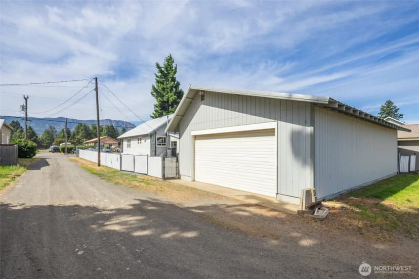Property photo for 819 1st Street, Cle Elum photo 37