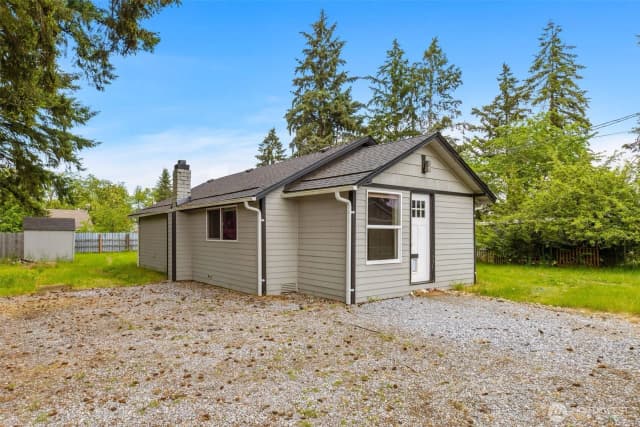 Property photo for 135 171st Street E, Spanaway photo 3