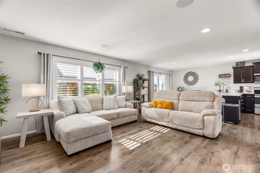 Property photo for 2727 Cassius Street Ne, Lacey photo 14