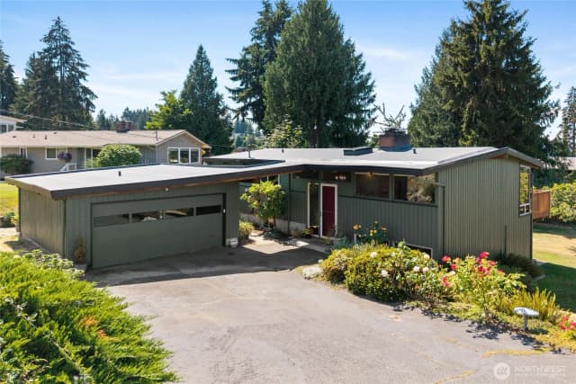 Property photo for 29815 10th Avenue Sw, Federal Way photo 2