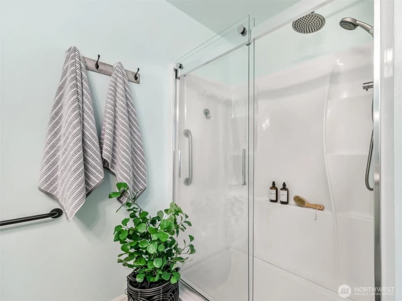Property photo for 214 280th Street Ne, Arlington photo 22