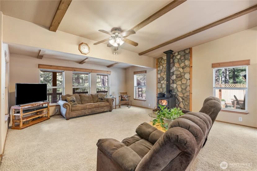 Property photo for 640 Emerick Road, Cle Elum photo 8