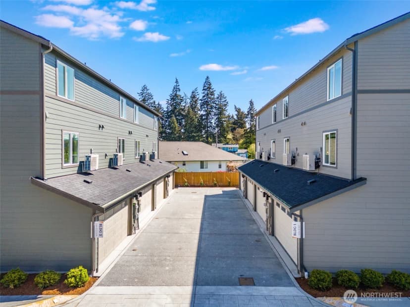 Property photo for 17521 13th Avenue E #b, Spanaway photo 29