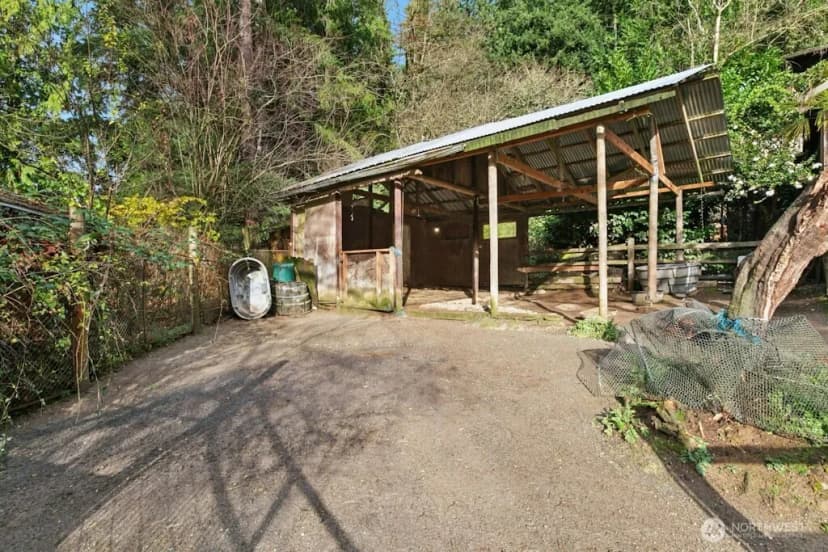 Property photo for 25629 Ne Redmond-fall City Road, Redmond photo 34