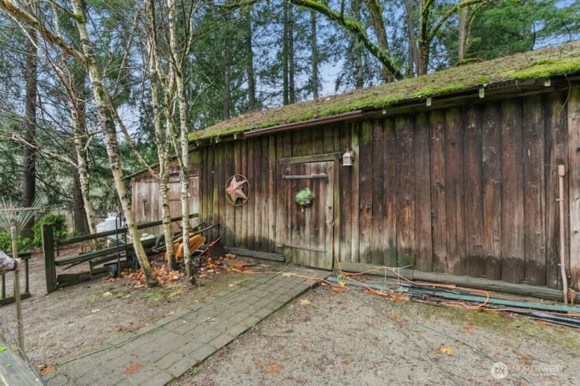 Property photo for 25629 Ne Redmond-fall City Road, Redmond photo 35