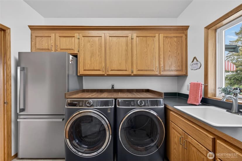 Property photo for 1019 Haddon Road, Anacortes photo 15