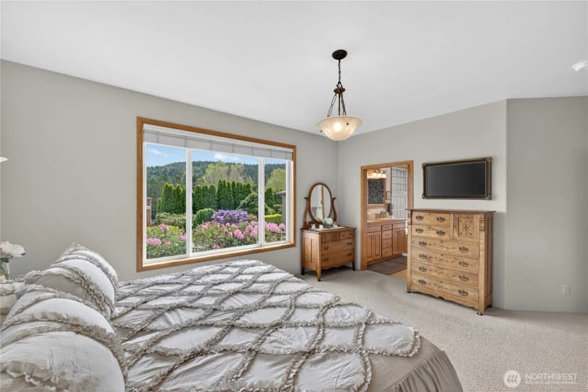 Property photo for 1019 Haddon Road, Anacortes photo 17