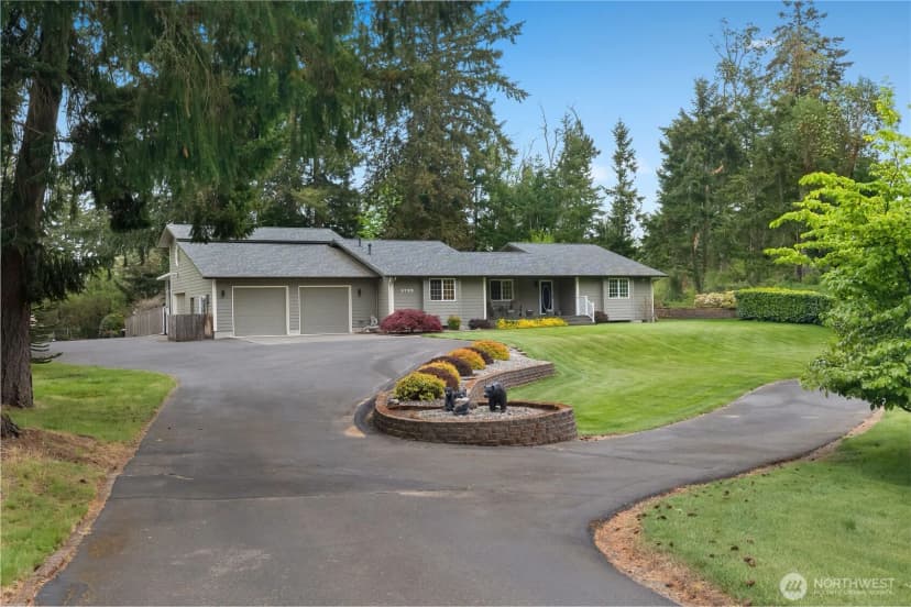 Property photo for 5732 Hill Street Ne, Olympia photo 3