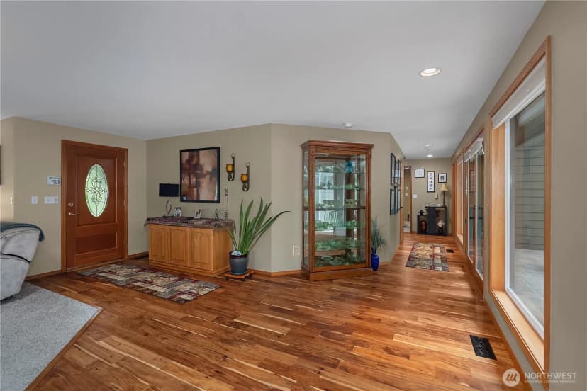 Property photo for 5732 Hill Street Ne, Olympia photo 13