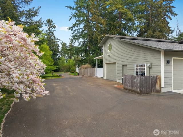 Property photo for 5732 Hill Street Ne, Olympia photo 5