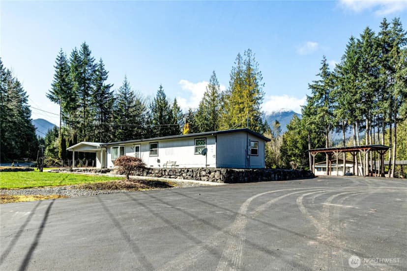 Property photo for 3962 Deer Park Road, Port Angeles photo 4