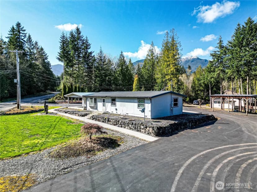 Property photo for 3962 Deer Park Road, Port Angeles