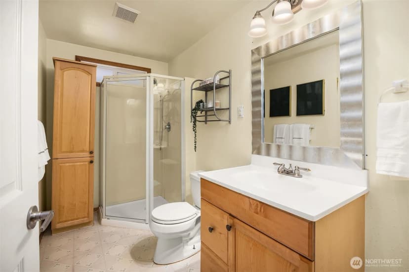 Property photo for 4817 S 175th Street, Sea Tac photo 16
