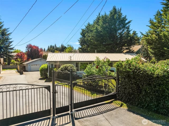 Property photo for 4817 S 175th Street, Sea Tac photo 2