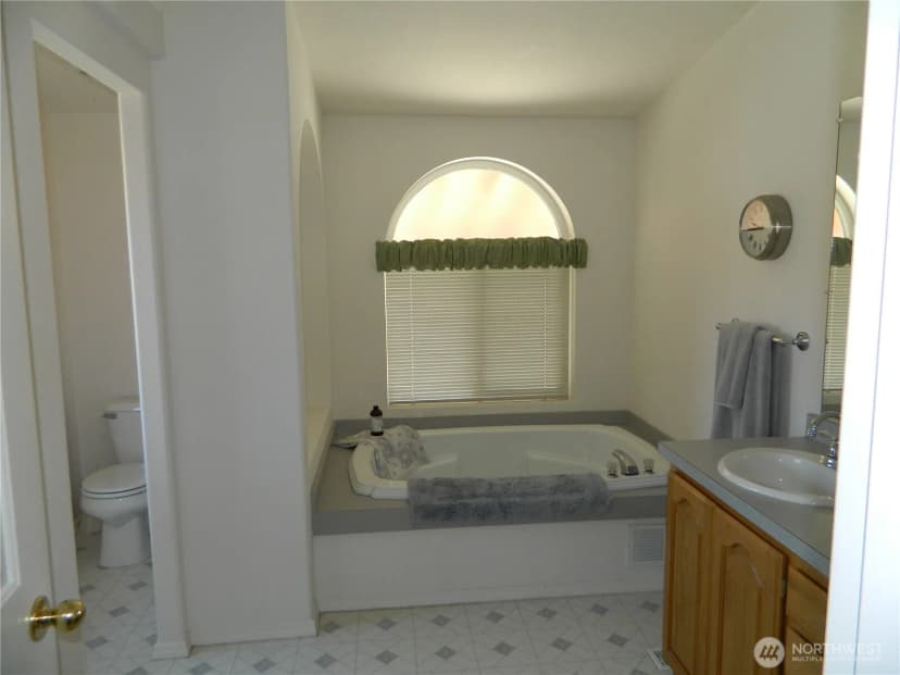 Property photo for 100 Summer, Tonasket photo 19