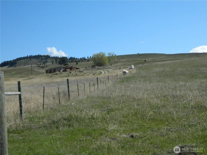 Property photo for 100 Summer, Tonasket photo 25