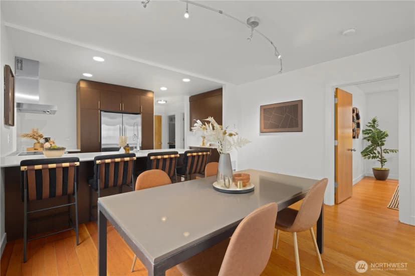 Property photo for 927 29th Avenue S, Seattle photo 12
