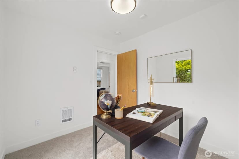 Property photo for 927 29th Avenue S, Seattle photo 24