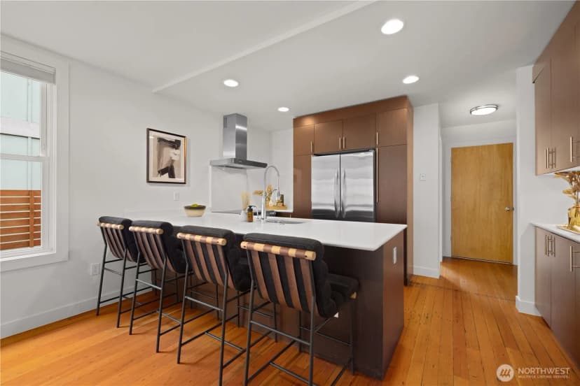 Property photo for 927 29th Avenue S, Seattle photo 11