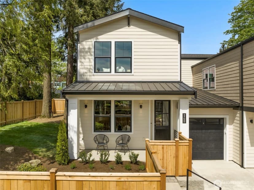 Property photo for 11608 Ne 92nd Street, Kirkland photo 2
