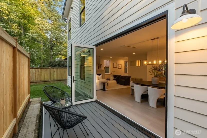 Property photo for 11610 Ne 92nd Street, Kirkland photo 10