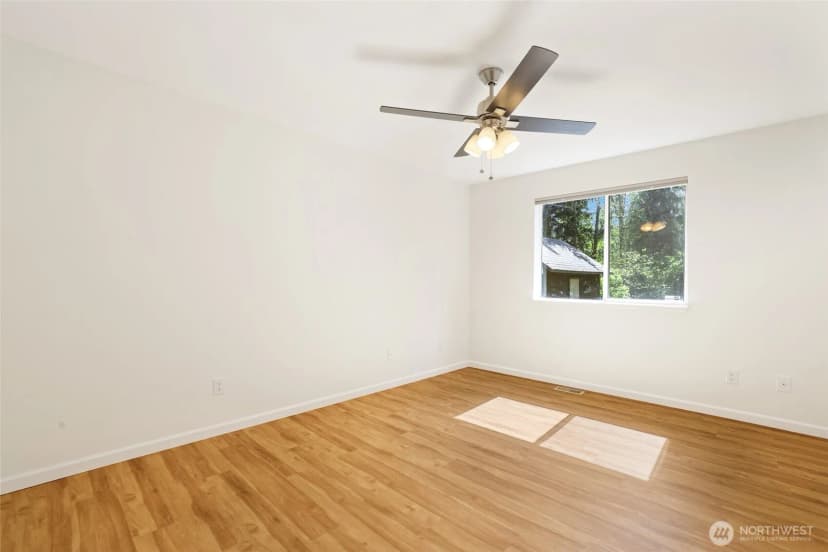 Property photo for 1620 186th Avenue E, Lake Tapps photo 21