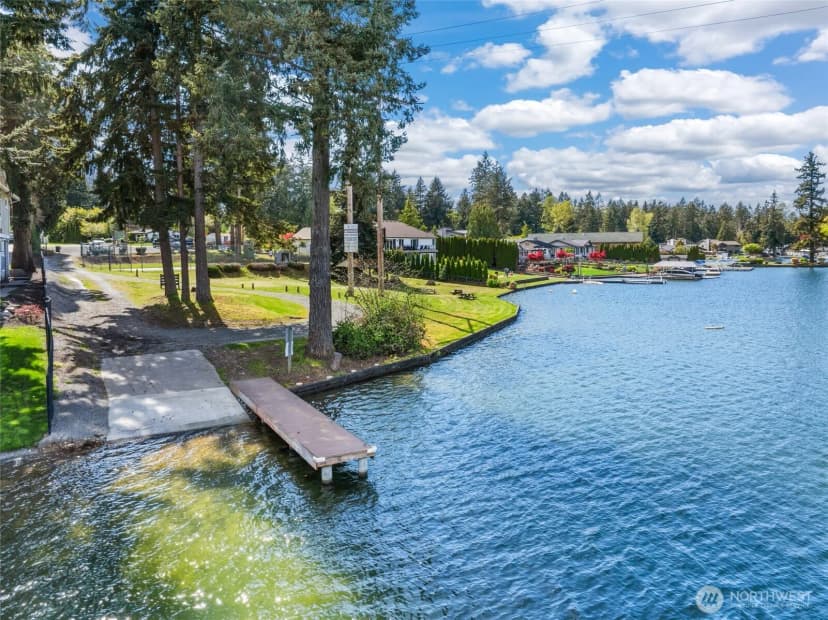 Property photo for 1620 186th Avenue E, Lake Tapps photo 35