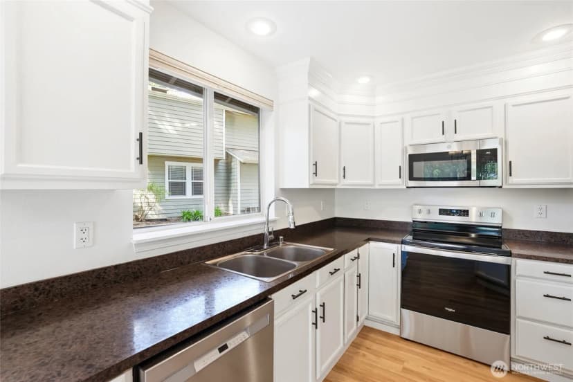 Property photo for 1620 186th Avenue E, Lake Tapps photo 12
