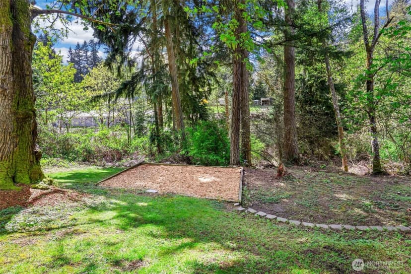 Property photo for 1620 186th Avenue E, Lake Tapps photo 30