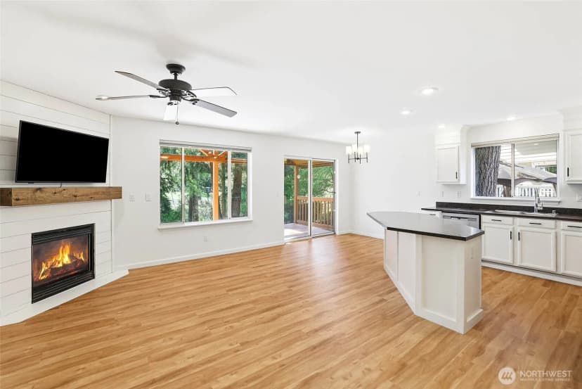 Property photo for 1620 186th Avenue E, Lake Tapps photo 11