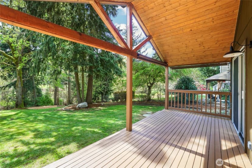 Property photo for 1620 186th Avenue E, Lake Tapps photo 25