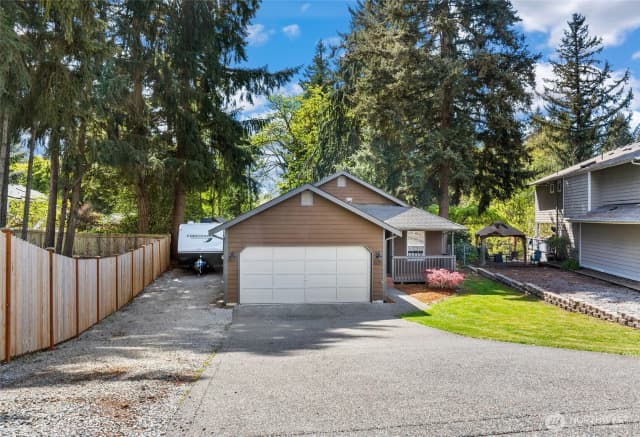 Property photo for 1620 186th Avenue E, Lake Tapps photo 5