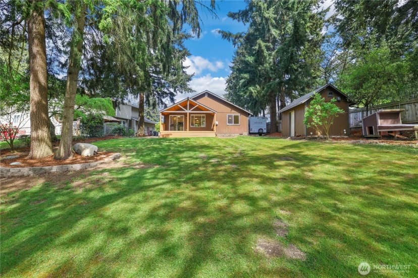 Property photo for 1620 186th Avenue E, Lake Tapps photo 28