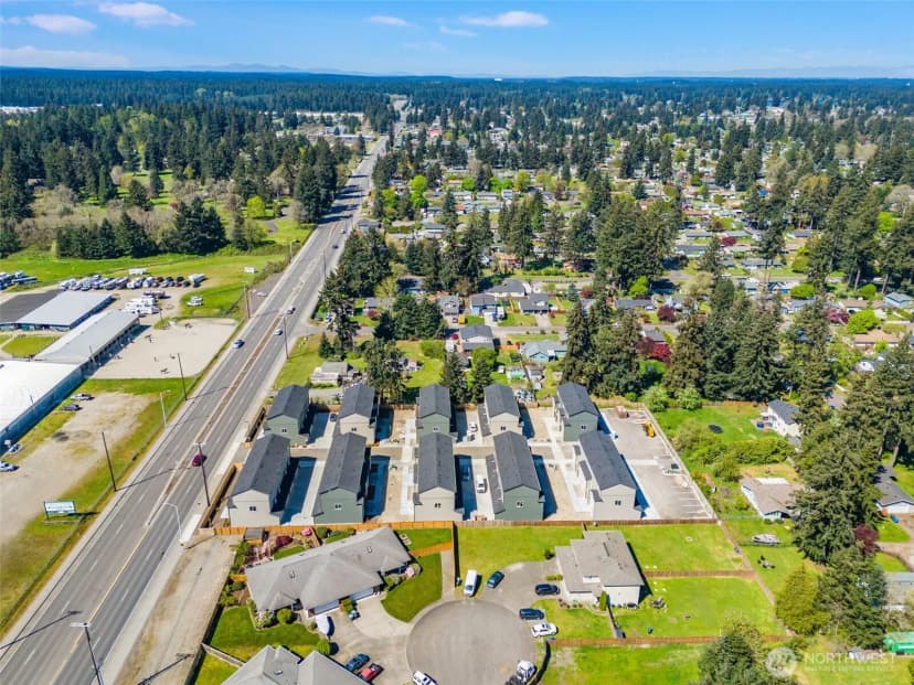Property photo for 17521 13th Avenue E #d, Spanaway photo 33