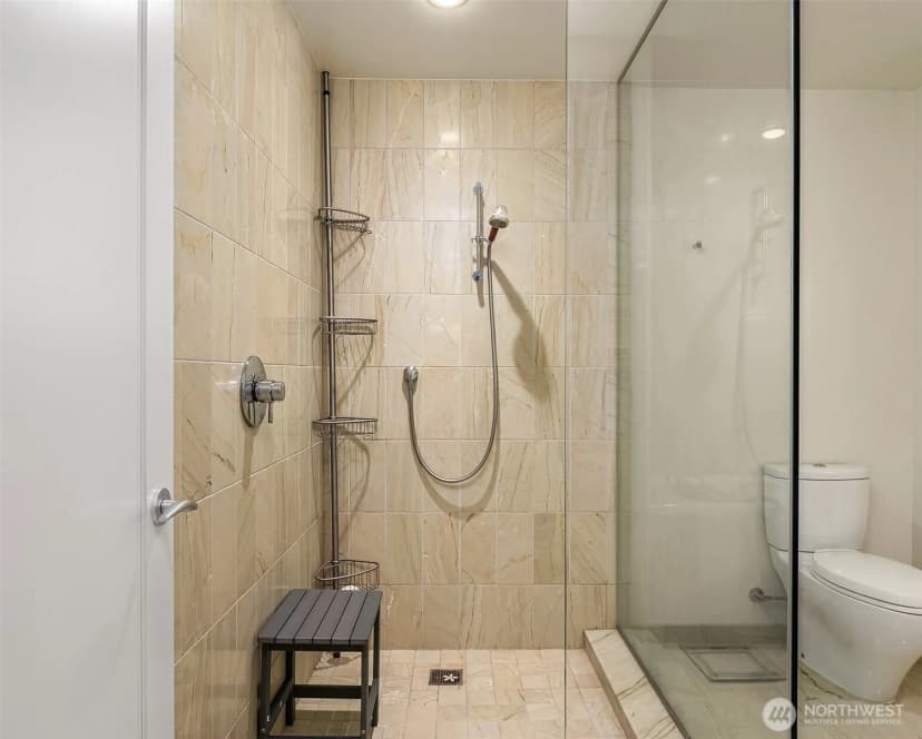 Property photo for 10700 Ne 4th Street #2202, Bellevue photo 23