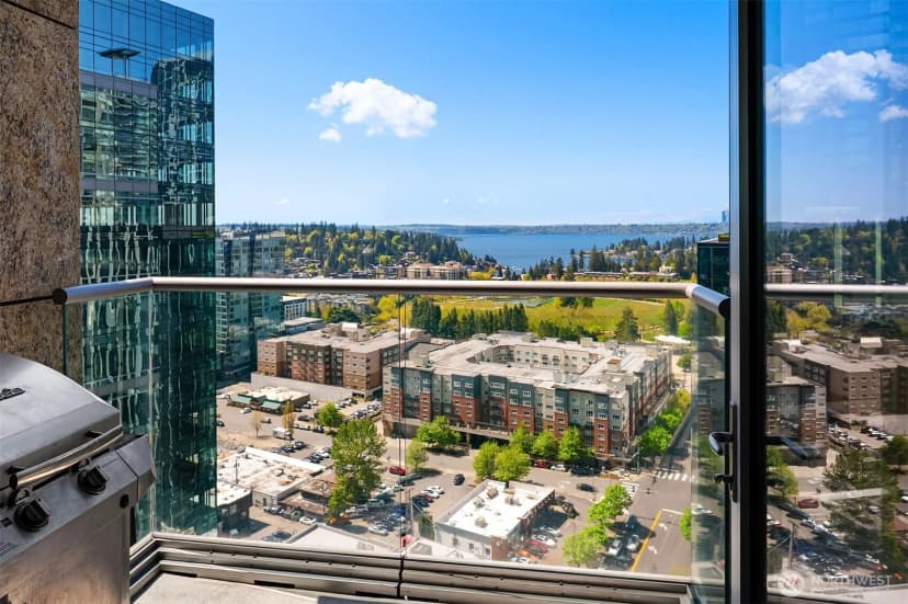 Property photo for 10700 Ne 4th Street #2202, Bellevue photo 8