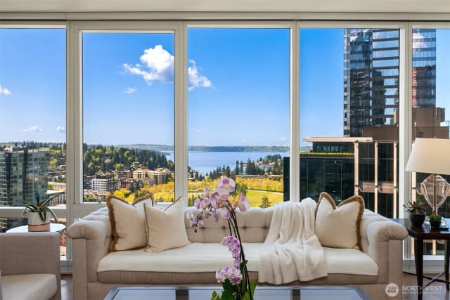 Property photo for 10700 Ne 4th Street #2202, Bellevue